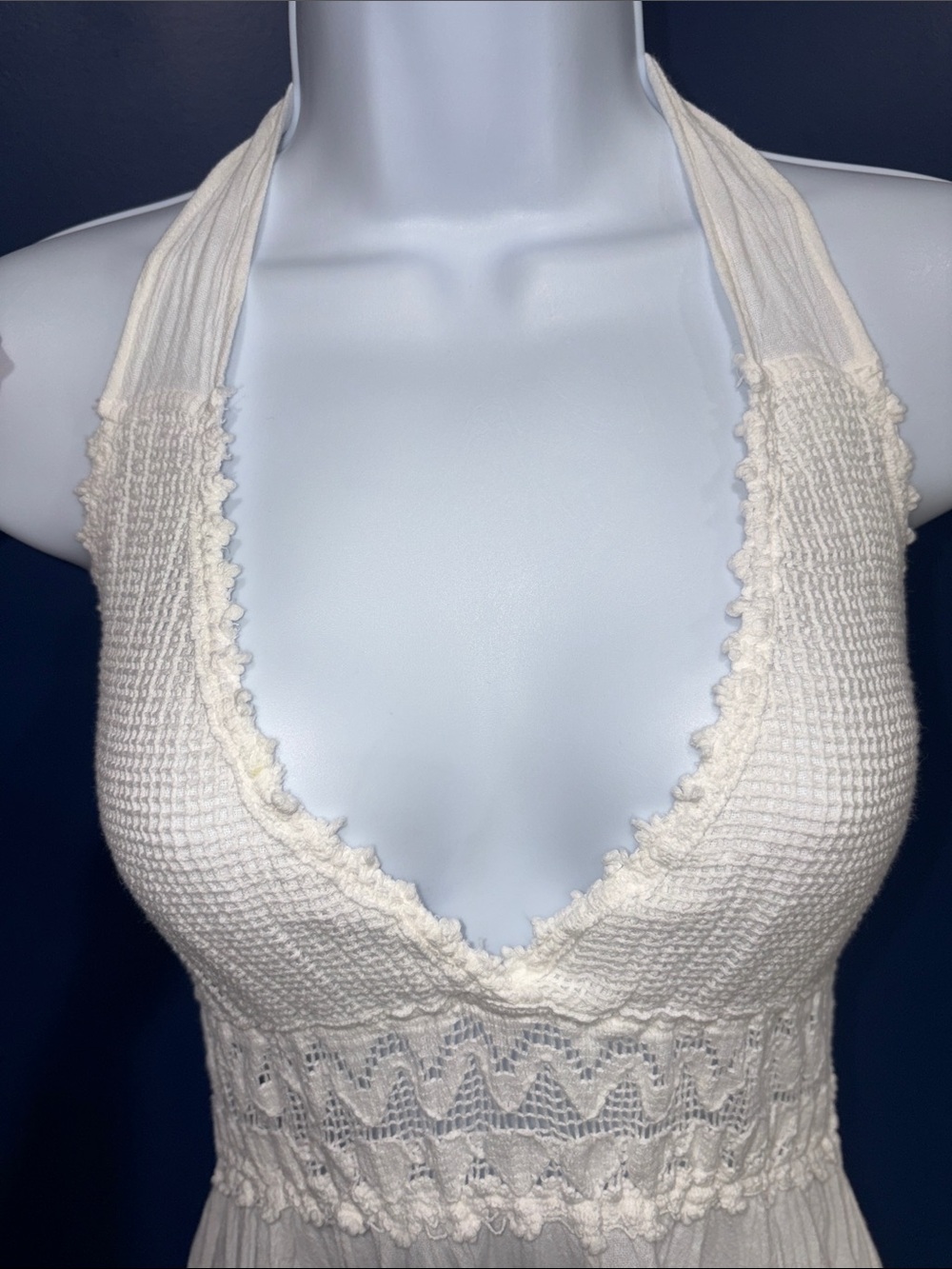 Sea Spice- Ivory Cotton Crochet Halter Maxi Dress Size Medium - Picture 7 of 16